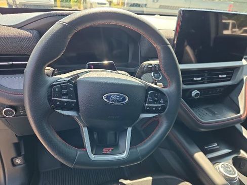 Certified 2025 Ford Explorer ST AWD/4WD image 26