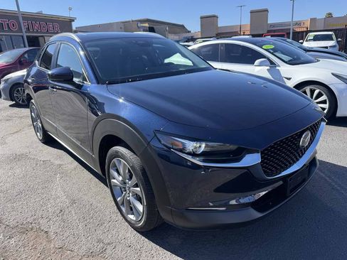 Used 2025 MAZDA CX-30 AWD 2.5 S w/ Preferred Package image 3