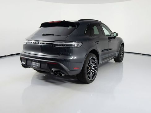 Certified 2026 Porsche Macan AWD/4WD image 10