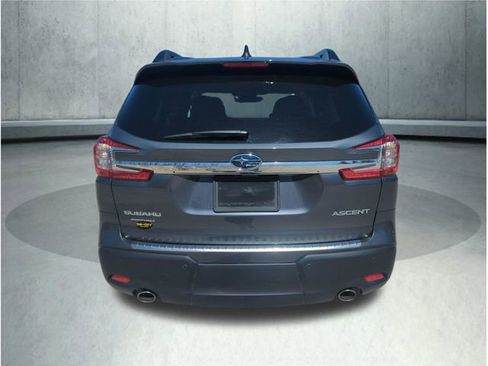 Used 2025 Subaru Ascent Premium AWD/4WD image 5