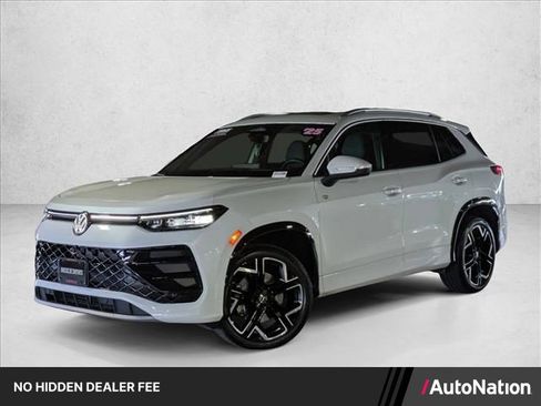 Used 2025 Volkswagen Tiguan SEL R-Line AWD/4WD image 1