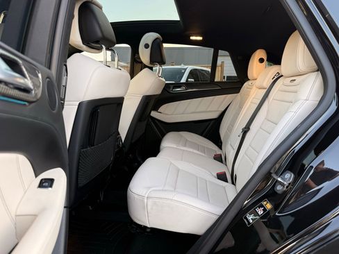 Used 2019 Mercedes-Benz GLE 63 AMG S image 37