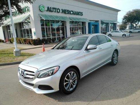 Used 2016 Mercedes-Benz C 300 4MATIC Sedan image 1