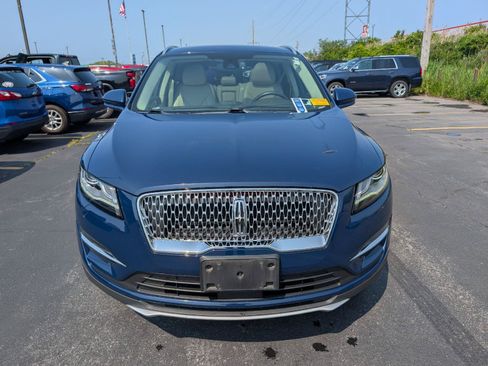 Used 2019 Lincoln MKC Reserve w/ MKC Climate Package AWD/4WD image 2