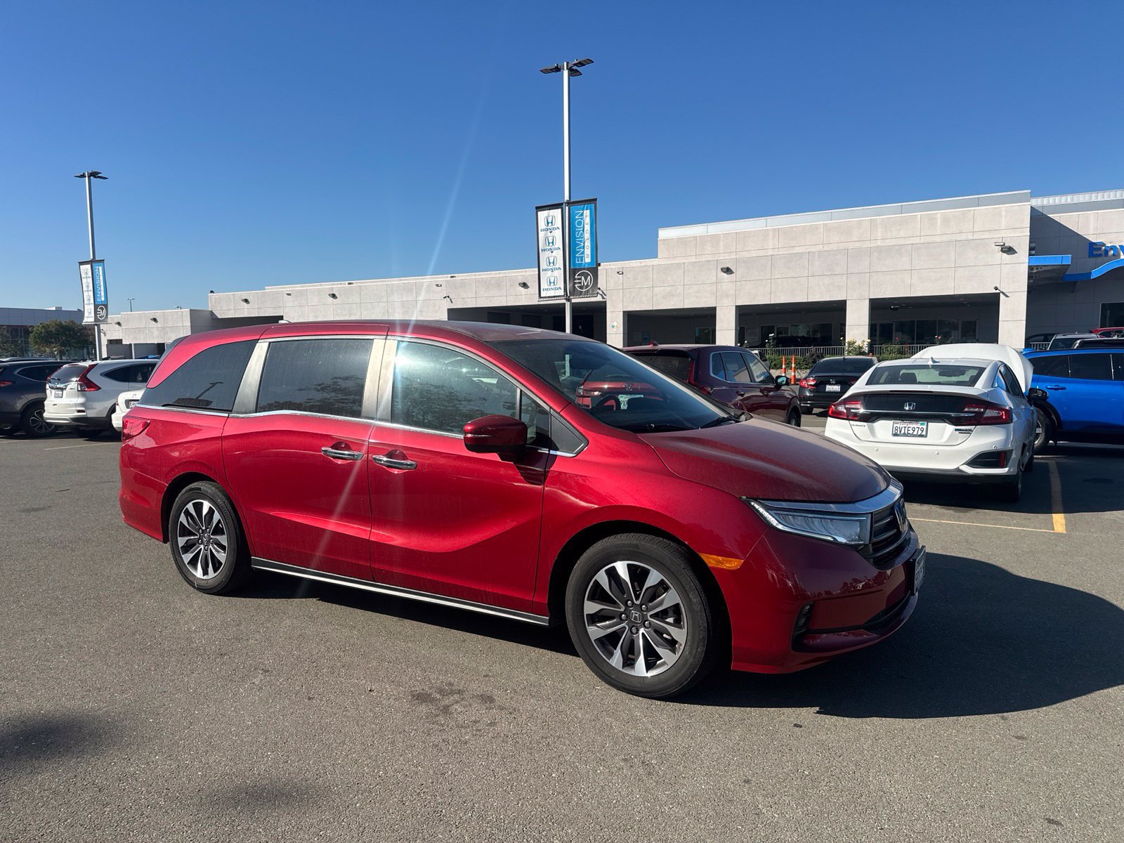 Used 2022 Honda Odyssey EX-L image 2