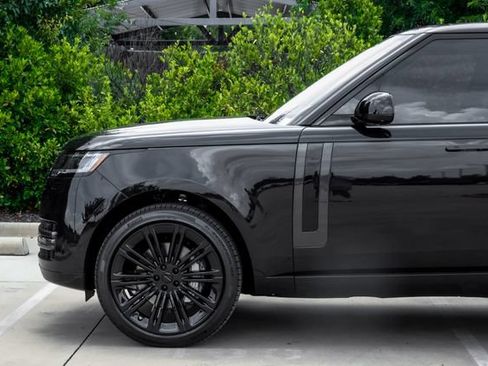 New 2026 Land Rover Range Rover SE AWD/4WD image 17