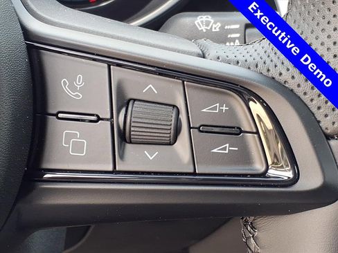 New 2025 Alfa Romeo Giulia AWD image 19