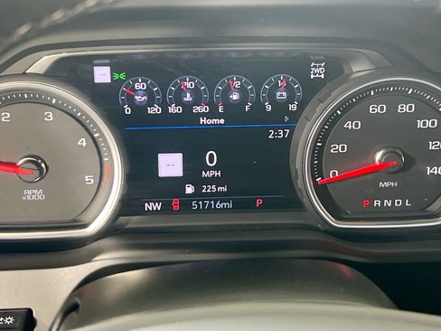 Used 2022 Chevrolet Silverado 2500 High Country w/ Z71 Off-Road Package image 12