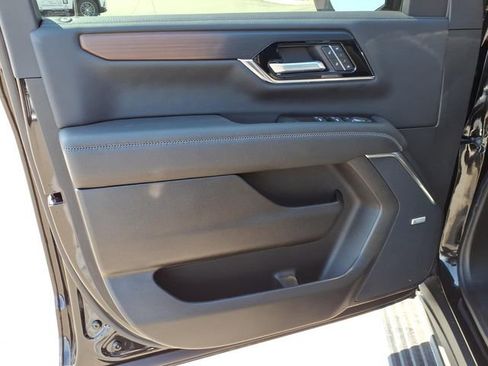 New 2026 GMC Yukon Denali w/ Sun & Power Step Package AWD/4WD image 19