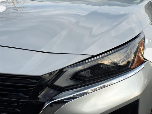 Used 2024 Nissan Altima 2.5 SV image 30