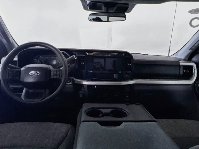 Used 2024 Ford F250 XLT w/ FX4 Off-Road Package AWD/4WD image 7