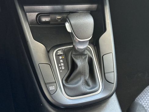 Used 2024 Kia Soul LX w/ Option Group 015 FWD image 29