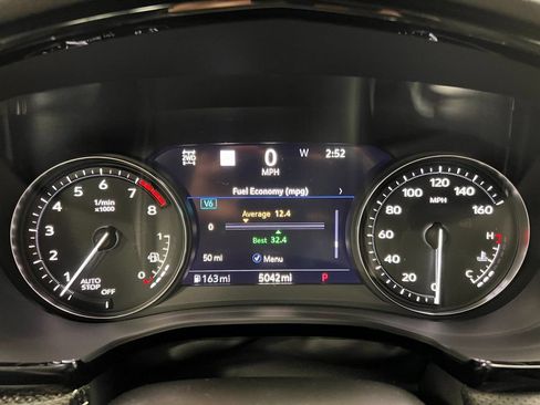Used 2025 Cadillac XT5 Sportv w/ Technology Package AWD/4WD image 26