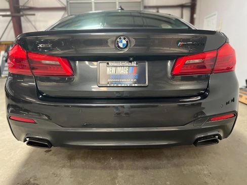 Used 2018 BMW 540i xDrive image 9