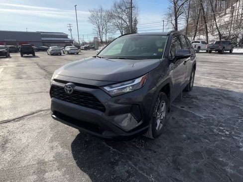 Certified 2025 Toyota RAV4 XLE image 1