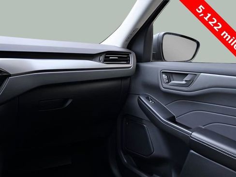 Used 2025 Ford Escape Active w/ Cold Weather Package image 26