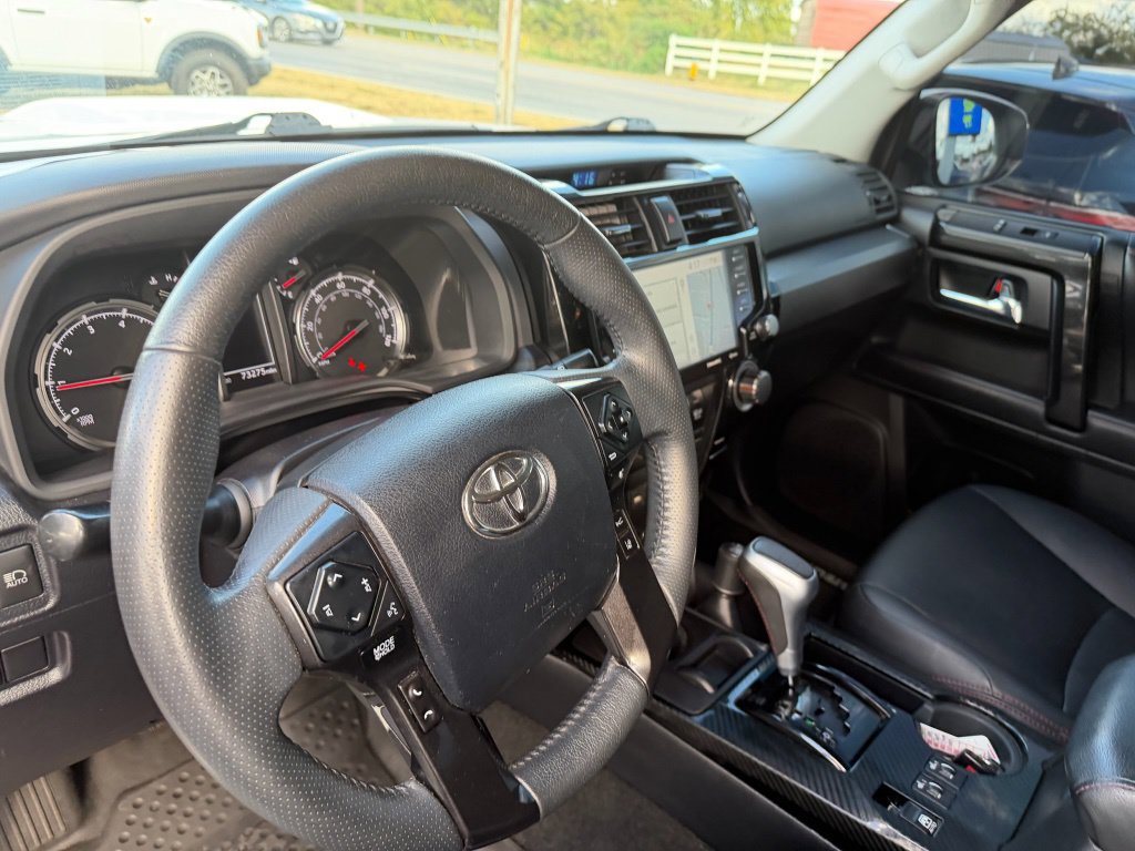 Used 2020 Toyota 4Runner TRD Off-Road Premium w/ Moonroof Package AWD/4WD image 11
