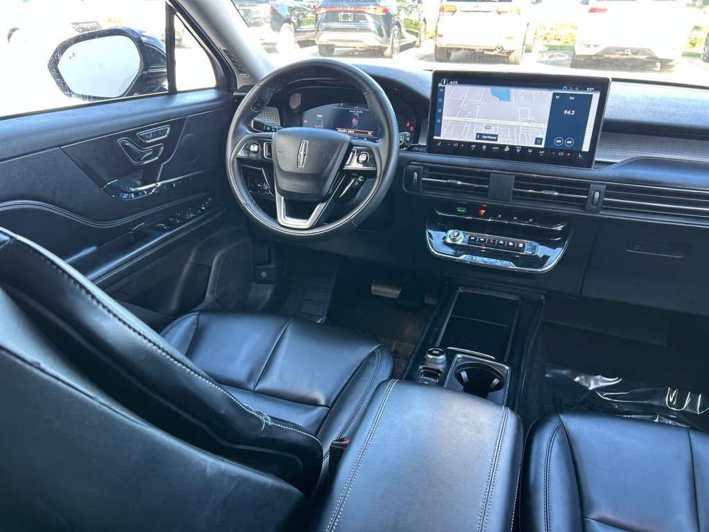Used 2023 Lincoln Corsair AWD image 9