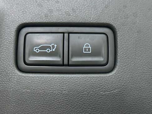 Used 2025 Hyundai Santa Fe SEL image 31