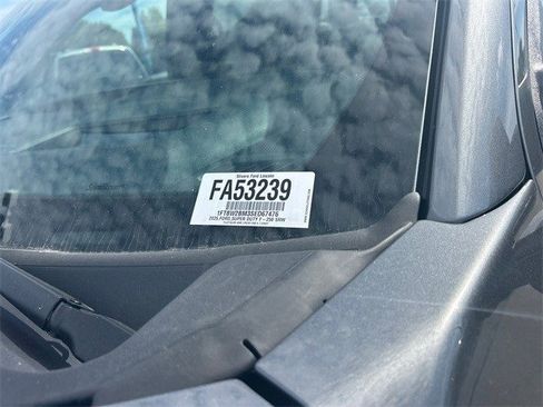 New 2025 Ford F250 Platinum image 14