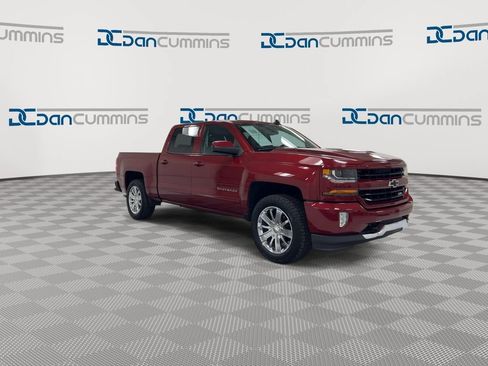 Used 2018 Chevrolet Silverado 1500 LT w/ All Star Edition AWD/4WD image 2