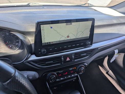 Used 2023 Kia Forte GT-Line w/ GT-Line Premium Package image 25