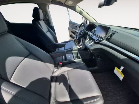 Used 2026 Honda Odyssey EX-L image 14