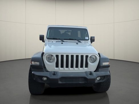 Used 2018 Jeep Wrangler Unlimited Sport S image 2