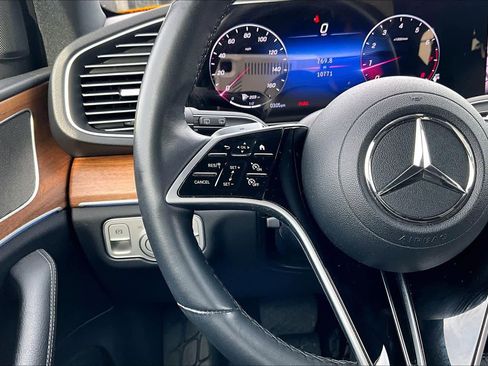 Certified 2025 Mercedes-Benz GLE 350 4MATIC image 24