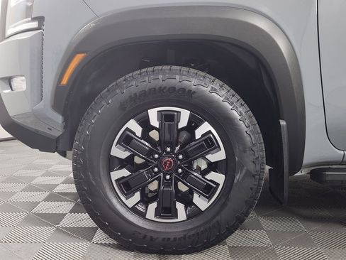 Used 2022 Nissan Frontier PRO-4X AWD/4WD image 19