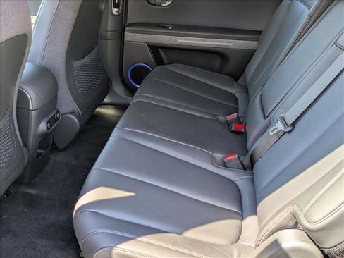 Used 2022 Hyundai Ioniq 5 SEL image 18