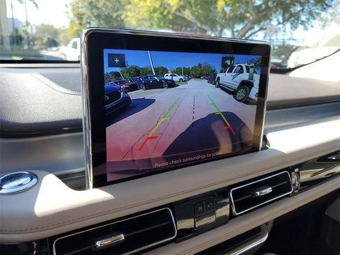 Used 2023 Lincoln Aviator 2WD w/ Premium Package image 29