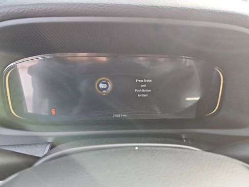 Used 2024 Jeep Wagoneer Series II w/ Convenience Group I image 9