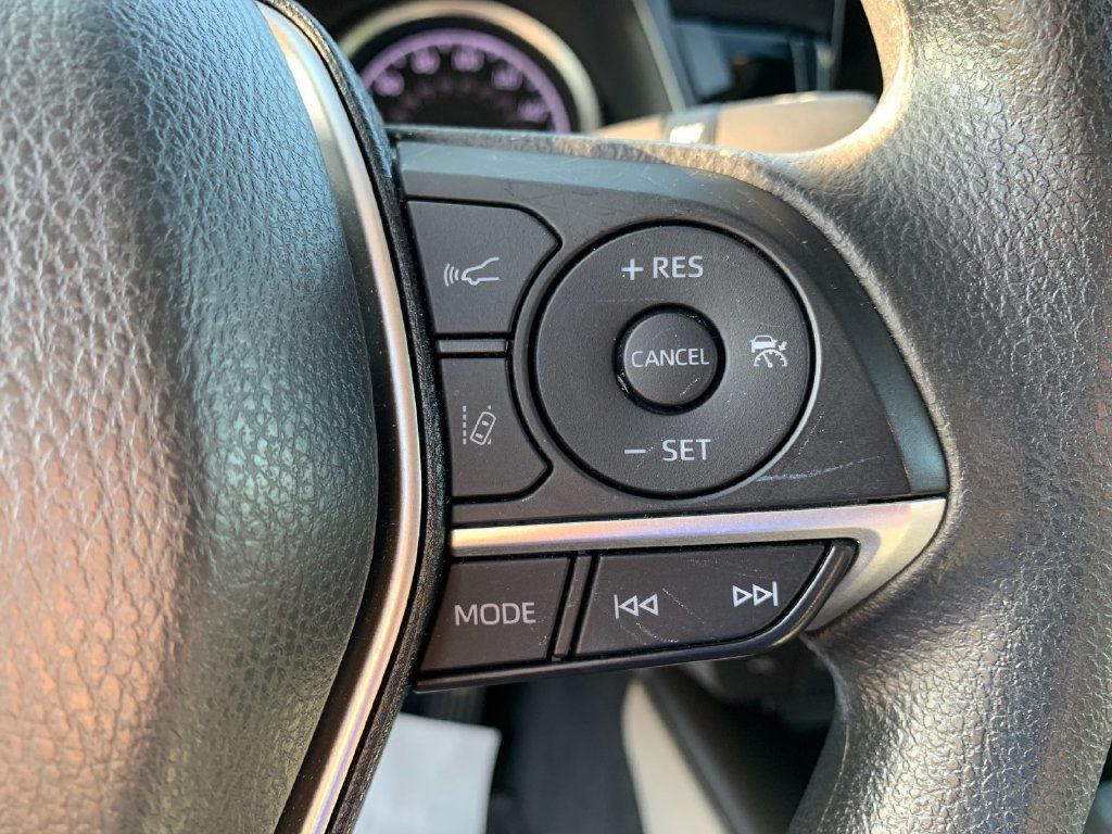 Used 2024 Toyota Camry LE FWD image 28