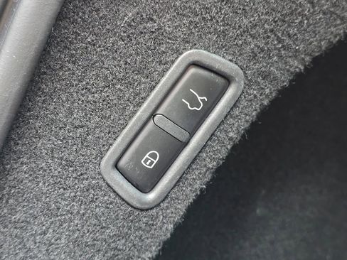 Used 2022 Maserati Levante GT image 56