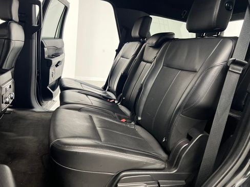Used 2018 Ford Expedition XLT w/ Equipment Group 201A image 13