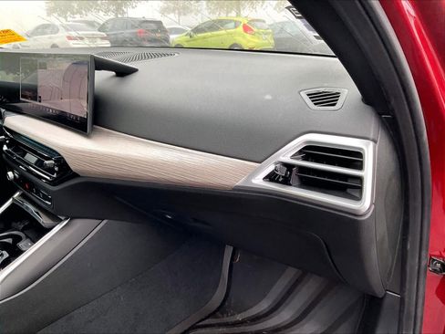 Used 2026 BMW 330i Sedan w/ M Sport Package image 17