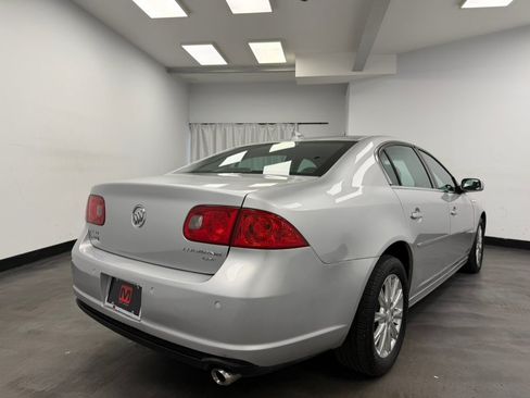 Used 2011 Buick Lucerne CXL w/ Driver Confidence Package FWD image 9