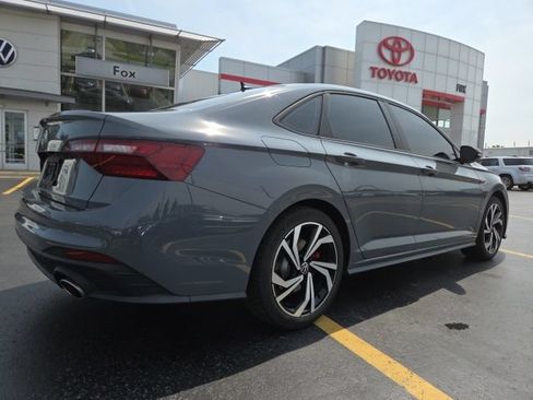 Used 2022 Volkswagen Jetta GLI Autobahn FWD image 7