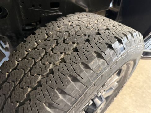 Certified 2025 RAM 2500 Big Horn AWD/4WD image 20