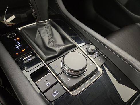 Certified 2023 MAZDA MAZDA3 2.5 Turbo Sedan w/Premium Plus image 28