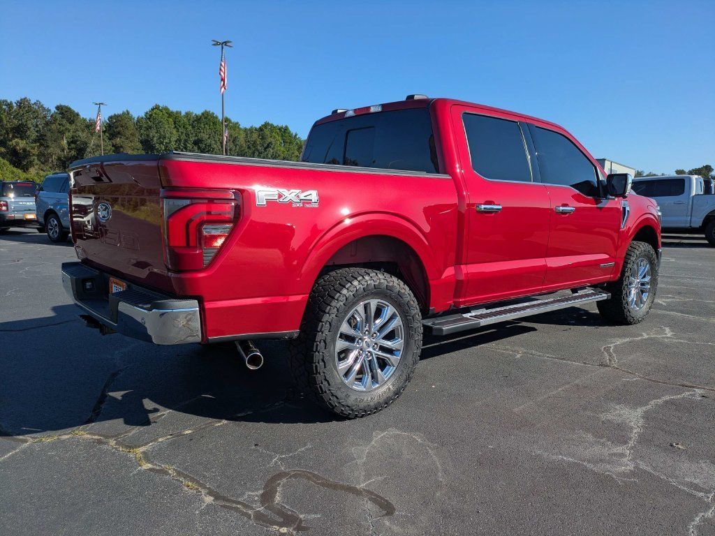 Used 2025 Ford F150 Lariat w/ Equipment Group 502A High AWD/4WD image 4