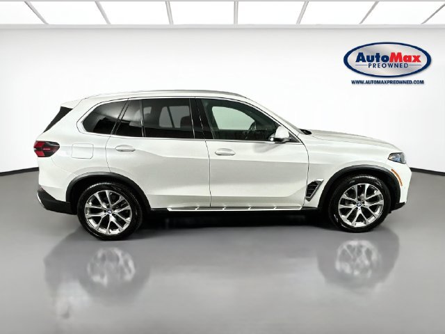 Used 2025 BMW X5 xDrive40i AWD/4WD image 10