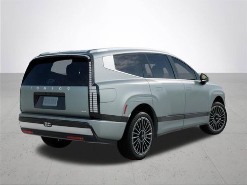 New 2026 Hyundai Ioniq 9 Calligraphy image 4