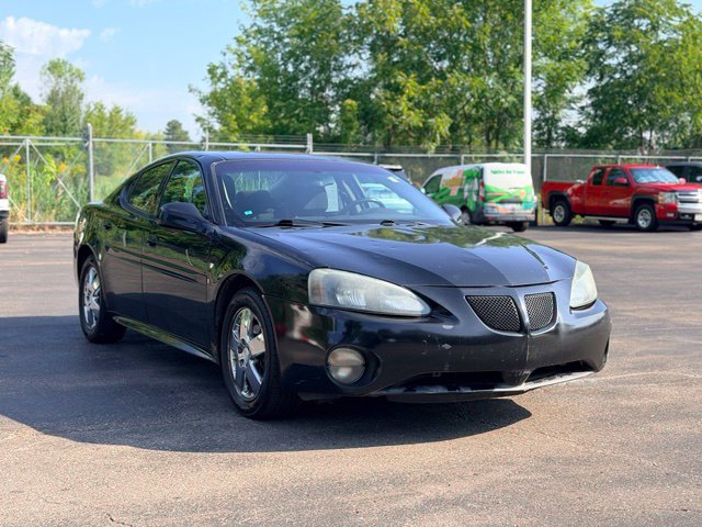 Used 2007 Pontiac Grand Prix w/ Sun And Sound Package FWD image 3