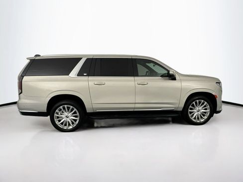 Used 2021 Cadillac Escalade ESV Premium Luxury w/ Performance Package RWD image 4