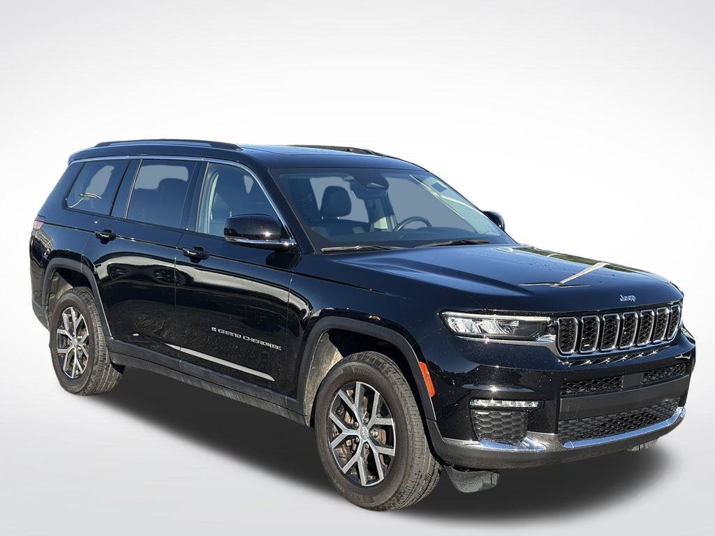 Certified 2023 Jeep Grand Cherokee L Limited AWD/4WD image 3