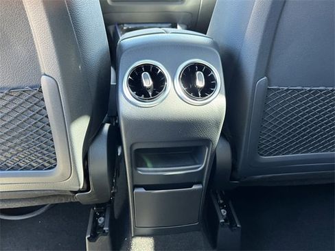 Certified 2025 Mercedes-Benz GLA 250 4MATIC image 31