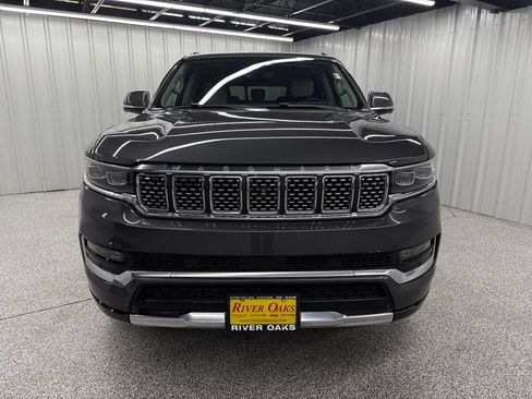 Used 2022 Jeep Grand Wagoneer Series I w/ Flexible Seating Group AWD/4WD image 2