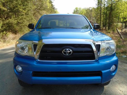 Used 2008 Toyota Tacoma PreRunner image 2